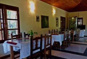 Café da manhã continental grátis todos os dias