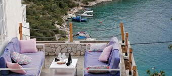 MAMMA MIA ON THE BEACH