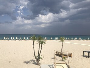 Beach nearby, sun-loungers, beach towels - Italian villa with sea view (Santa Caterina dello Ionio)