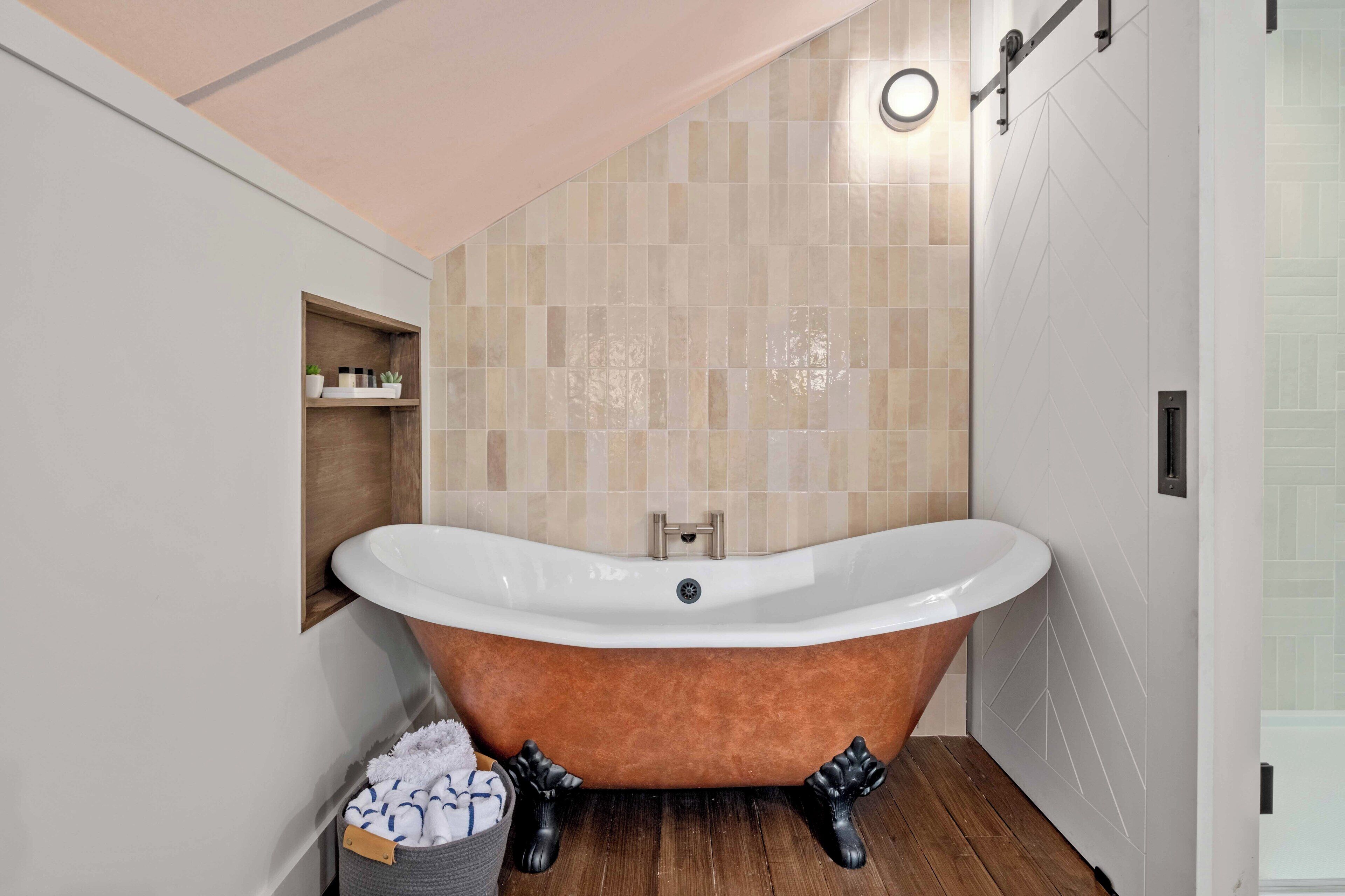 luxury tent | bathroom | shower, hair dryer, bathrobes, towels