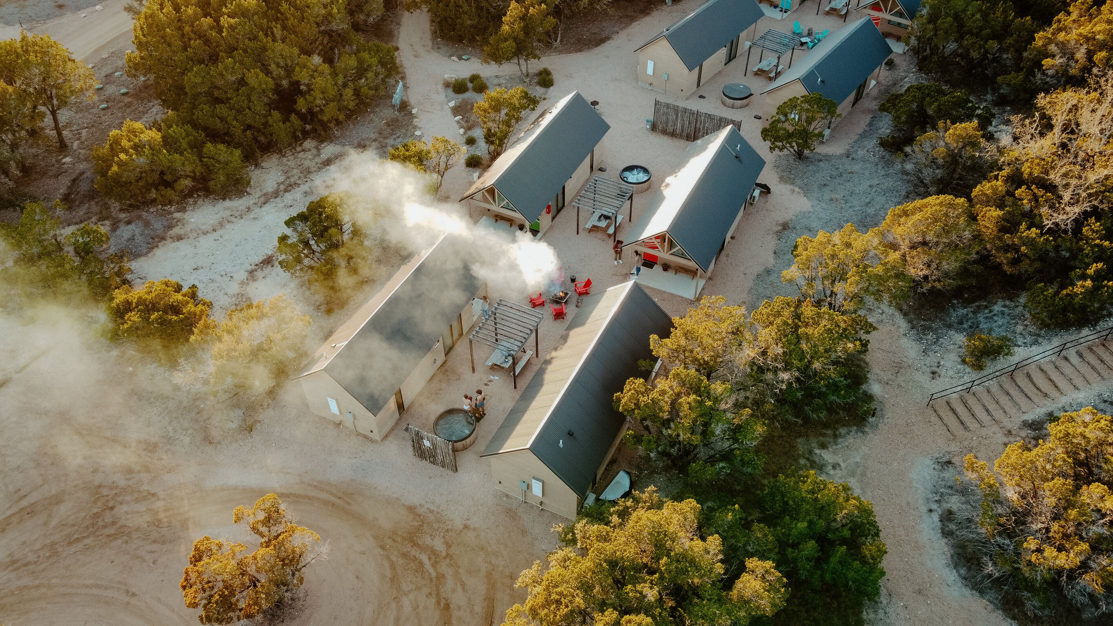 Stuga - 1 queensize-säng med bäddsoffa - bubbelpool - innergård | Utsikt från luften