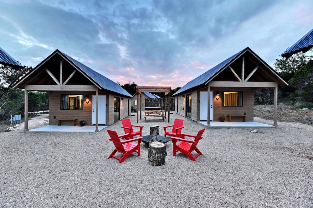 Lucky Arrow Retreat - Dripping Springs