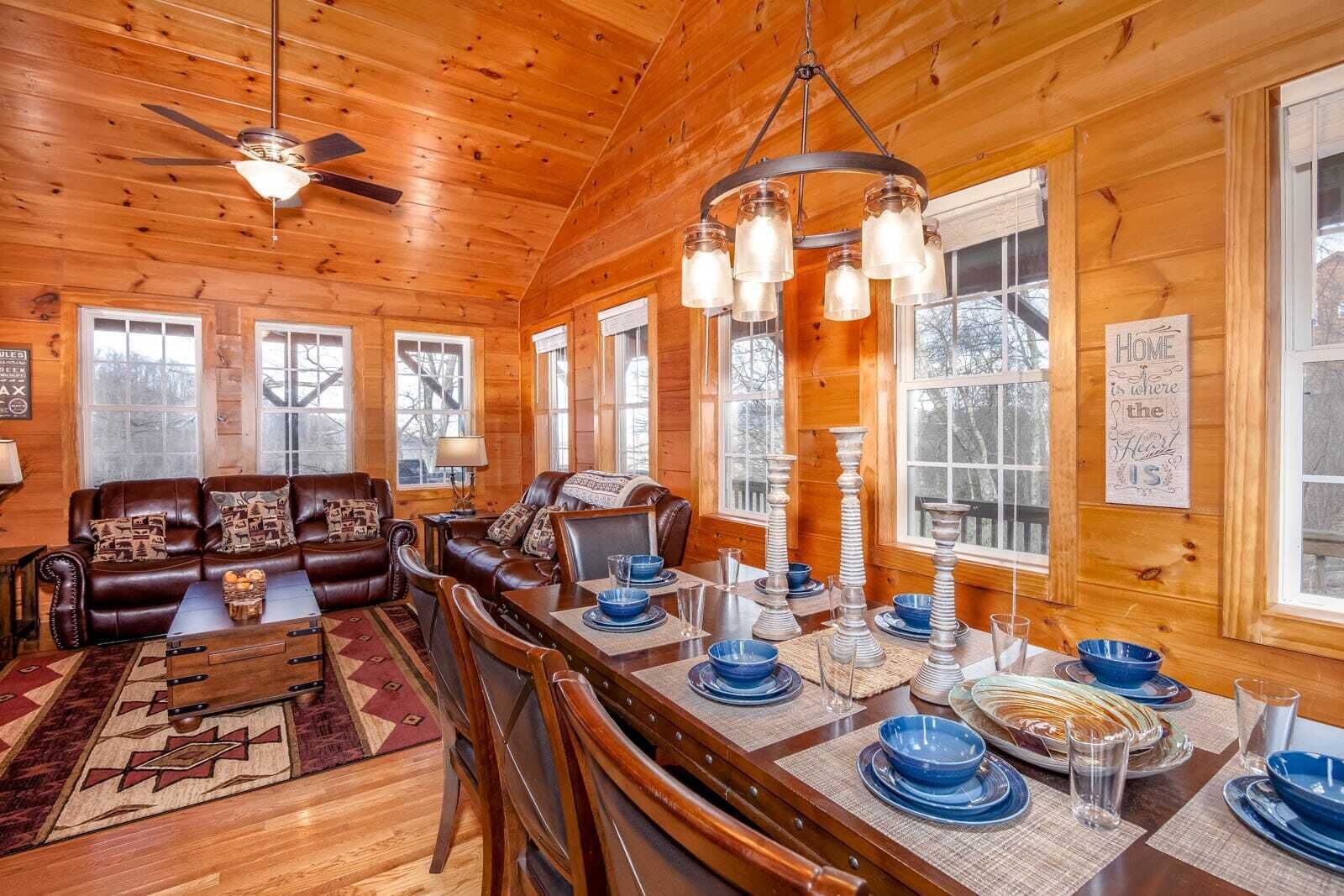 Mountain-Style Cabin Just Above Boone