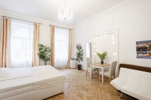 5 chambres, bureau, fer et planche à repasser, Wi-Fi gratuit