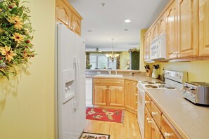 Dishwasher, coffee/tea maker, cookware/dishes/utensils, dining tables - Timbers G-1-Mtn Condo, Gated Resort, Indoor/Outdoor Pools & Hot Tub, Two Levels (Boone)