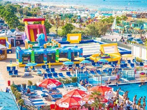 Outdoor pool - Cosmopol Hotel (Cesenatico)