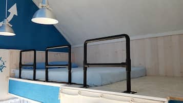 Duplex (Morskoy) | Desk, blackout curtains, soundproofing, free WiFi