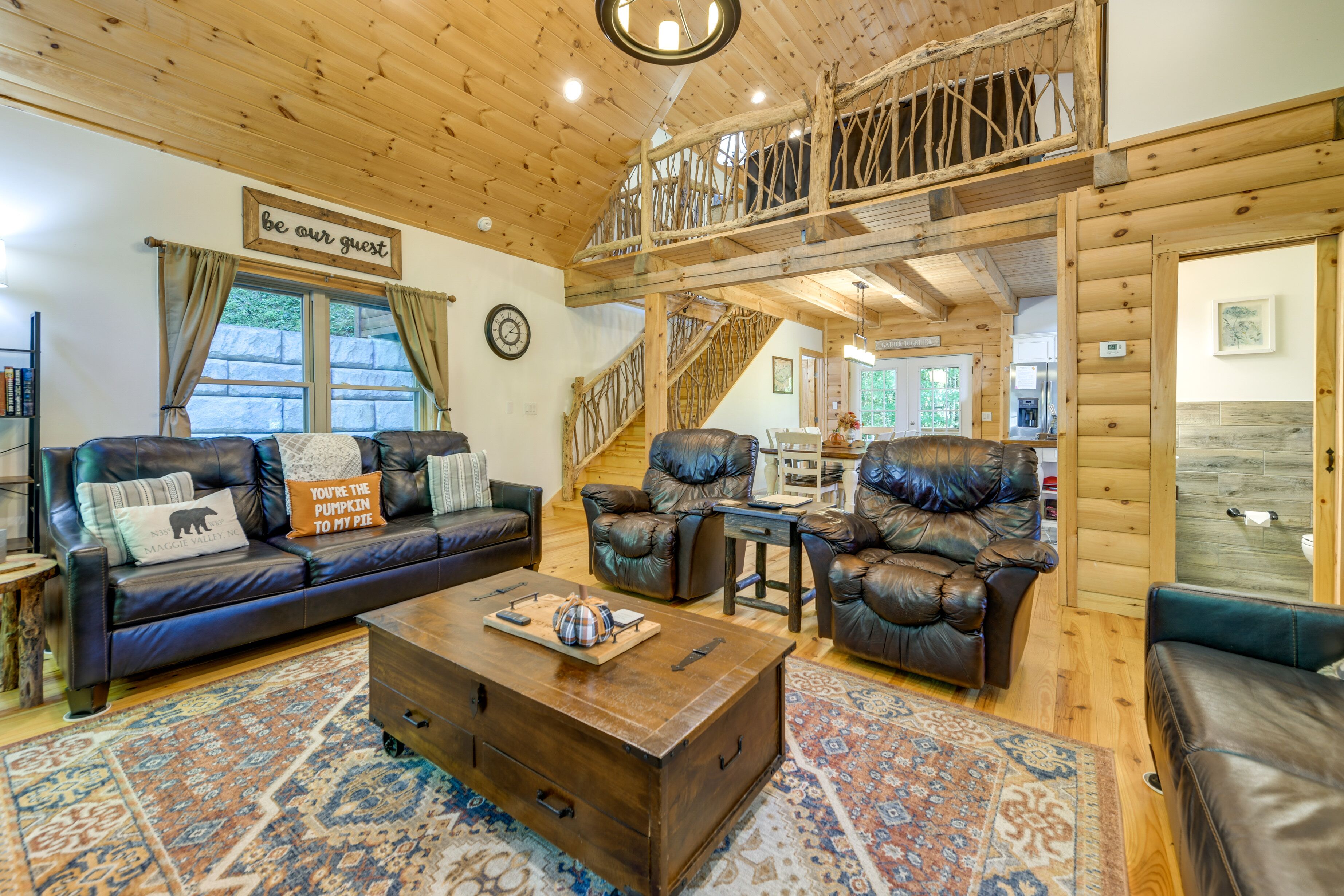 Four-Season Family Cabin w/ Hot Tub, Deck & Views!