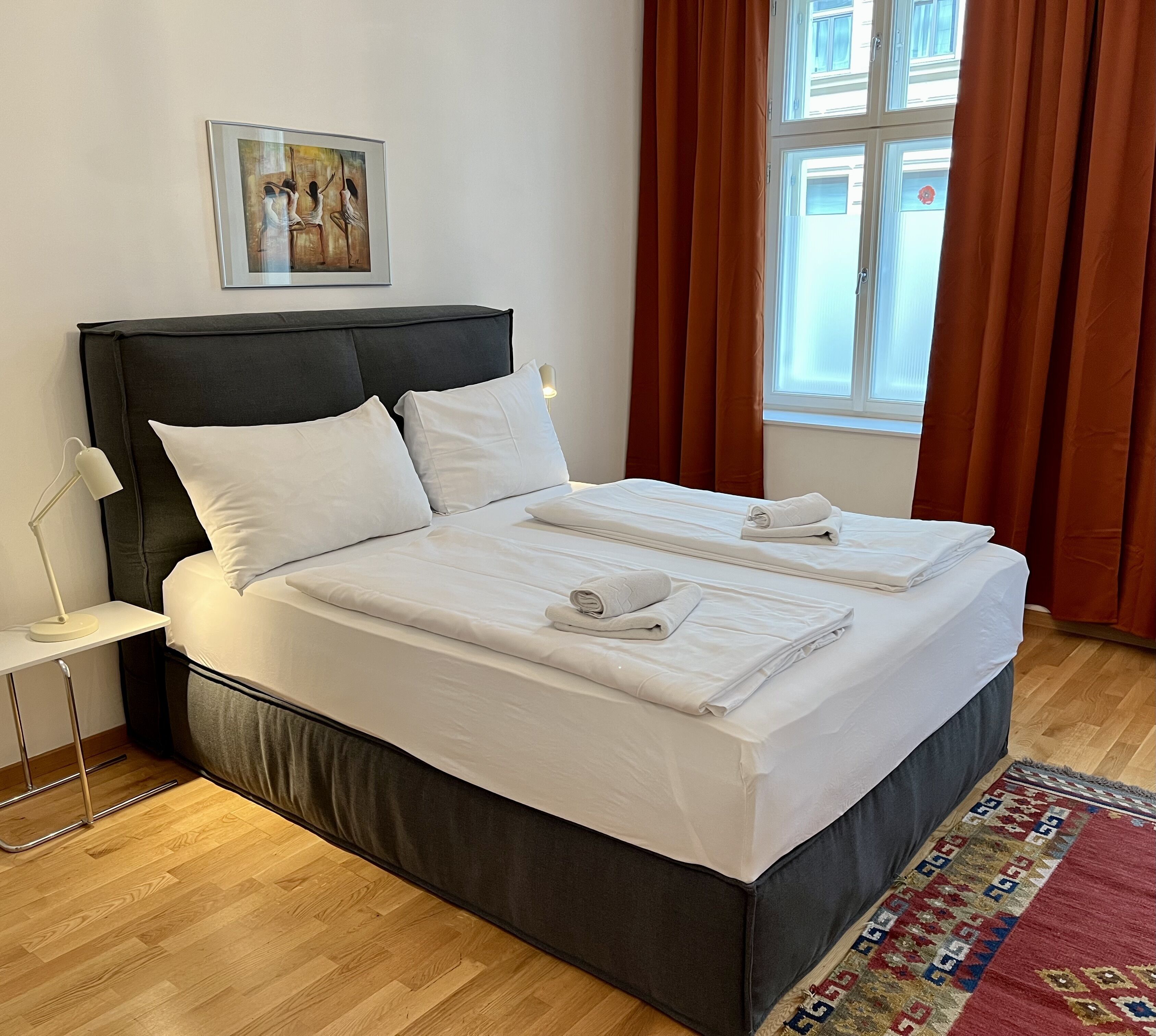 3 bedrooms, desk, iron/ironing board, WiFi (free)