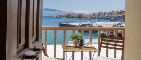 Panoramic Apartment, Bay View | Balcony