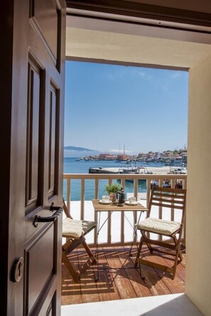 Panoramic Apartment, Bay View | Balcony - Spitakia Halki (Halki)
