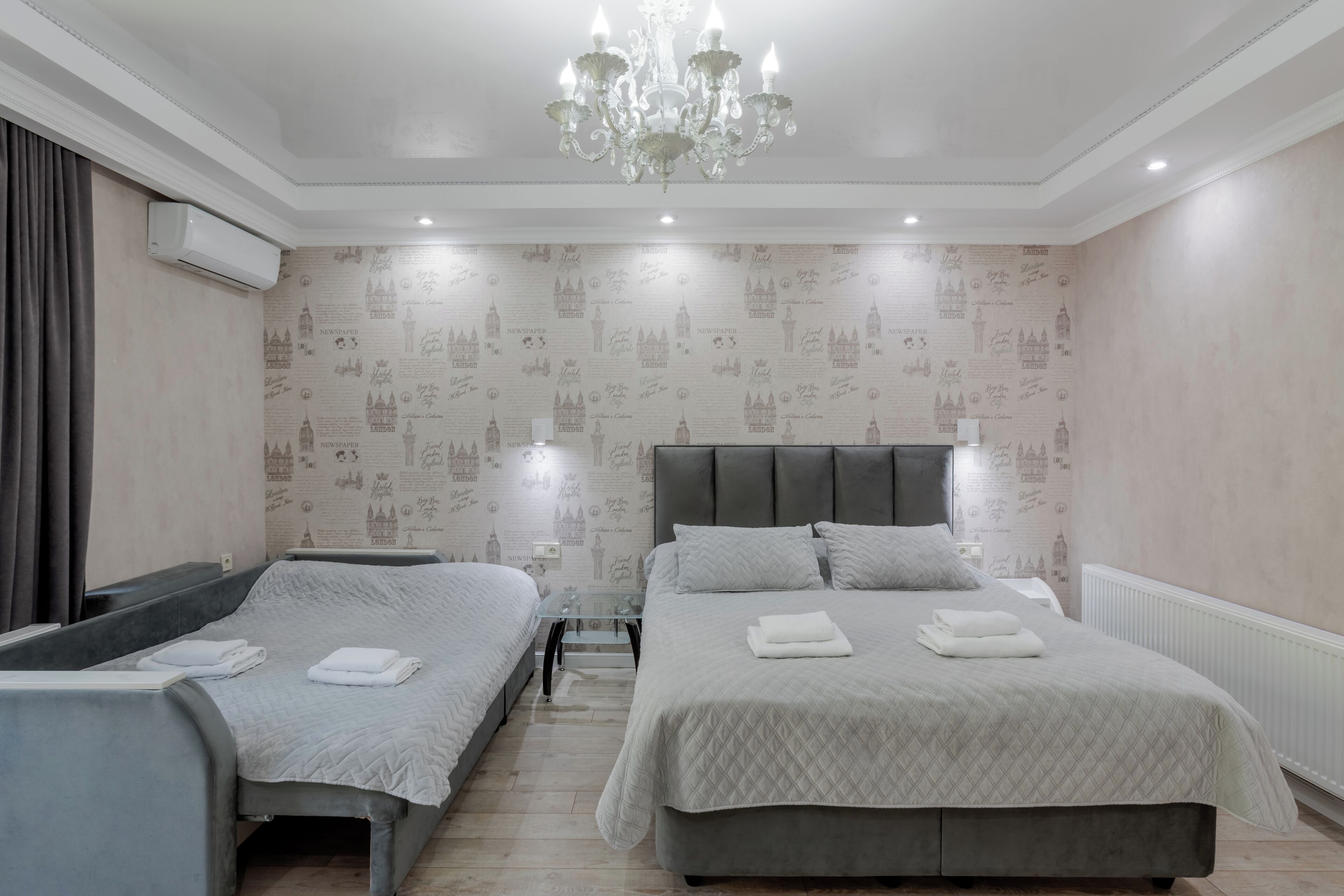 Habitación cuádruple familiar, 1 habitación, para no fumadores | Ropa de cama de alta calidad y camas con pillow-top 