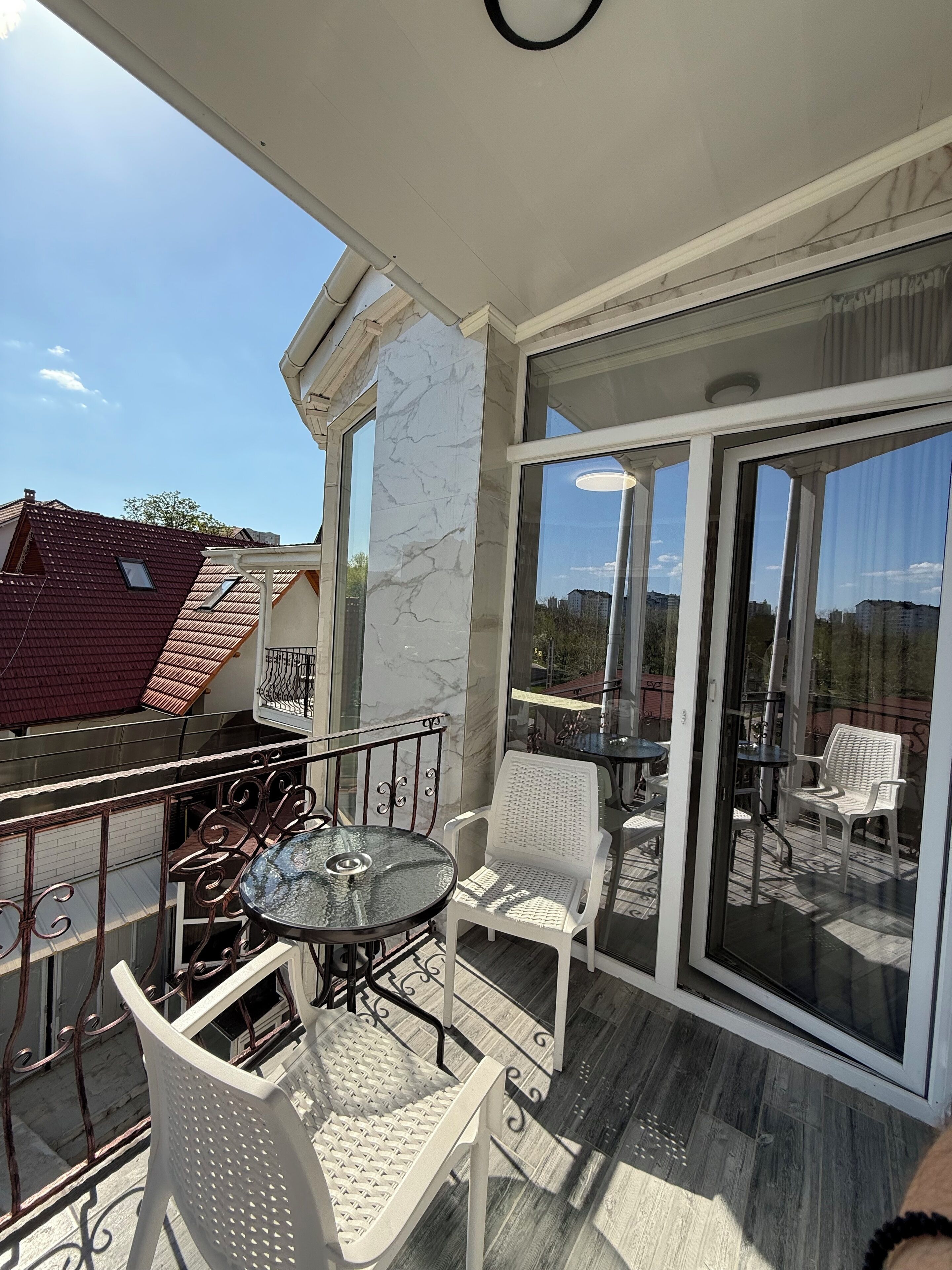 Chambre Double Supérieure, 1 chambre, baignoire à jets, vue ville | Terrasse/Patio