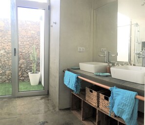 Hair dryer, towels - Turquesa 1 (La Oliva)