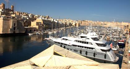 A remarkable 500 years old house of character.