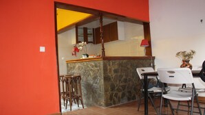 Apartemen | Makan di kamar