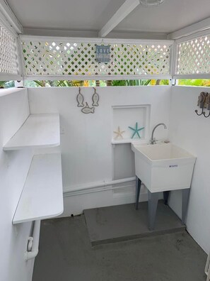 Shower, hair dryer, towels, soap - 'Palm View', West Coast 3 bd/3.5br villa with Private Pool walk to beach/bars  (St James)