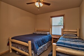 8 bedrooms, iron/ironing board, free WiFi, bed sheets