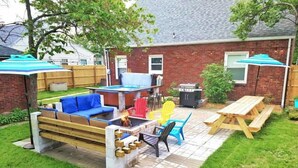 Property grounds - Family Retreat Very Close to ND (South Bend)