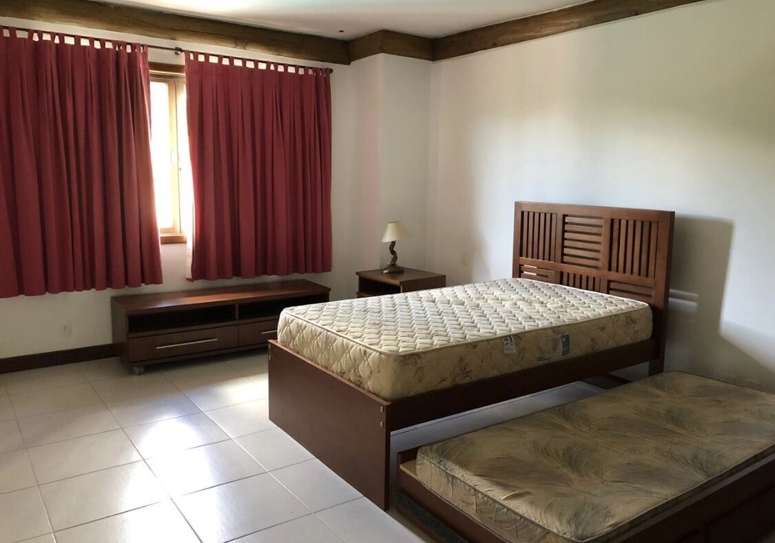 Wonderful house in the Sierra