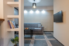 Luxury Apartment, 2 Bedrooms | Living area