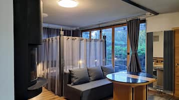 Exclusieve studio suite, Meerdere bedden, uitzicht op tuin (Sofia) | Uitzicht vanuit de kamer