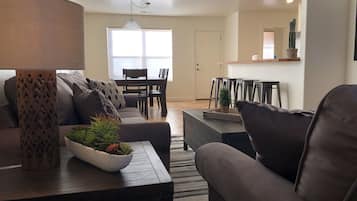 TV connectée, cheminée, Netflix, services de streaming