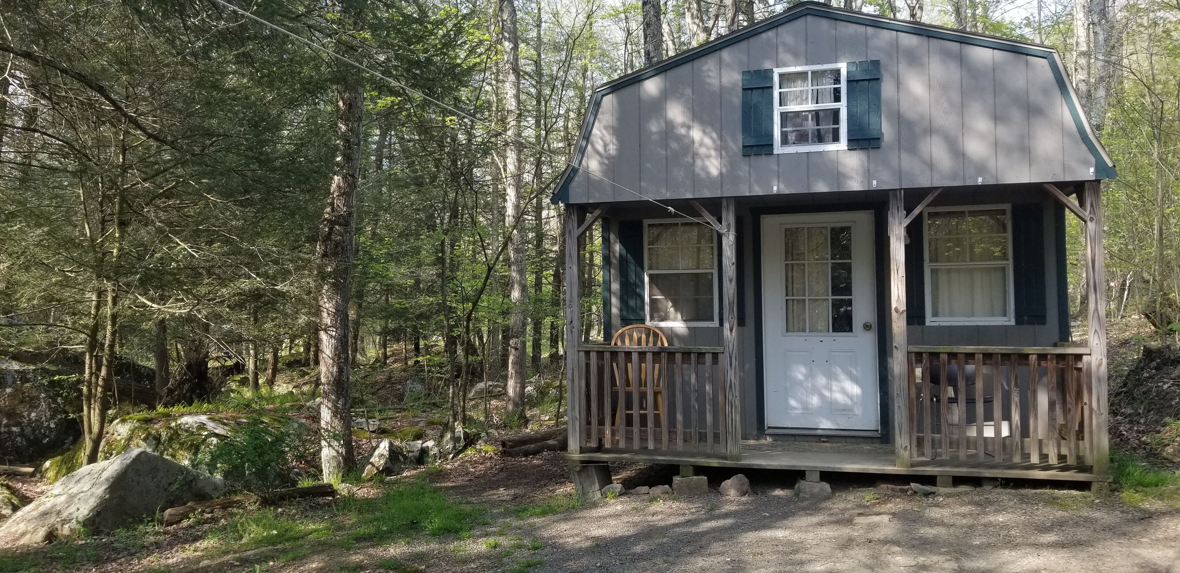 Enjoy Nature At Its Finest-Rustic Furnished Cabin W/ Electricity at Abrams Creek