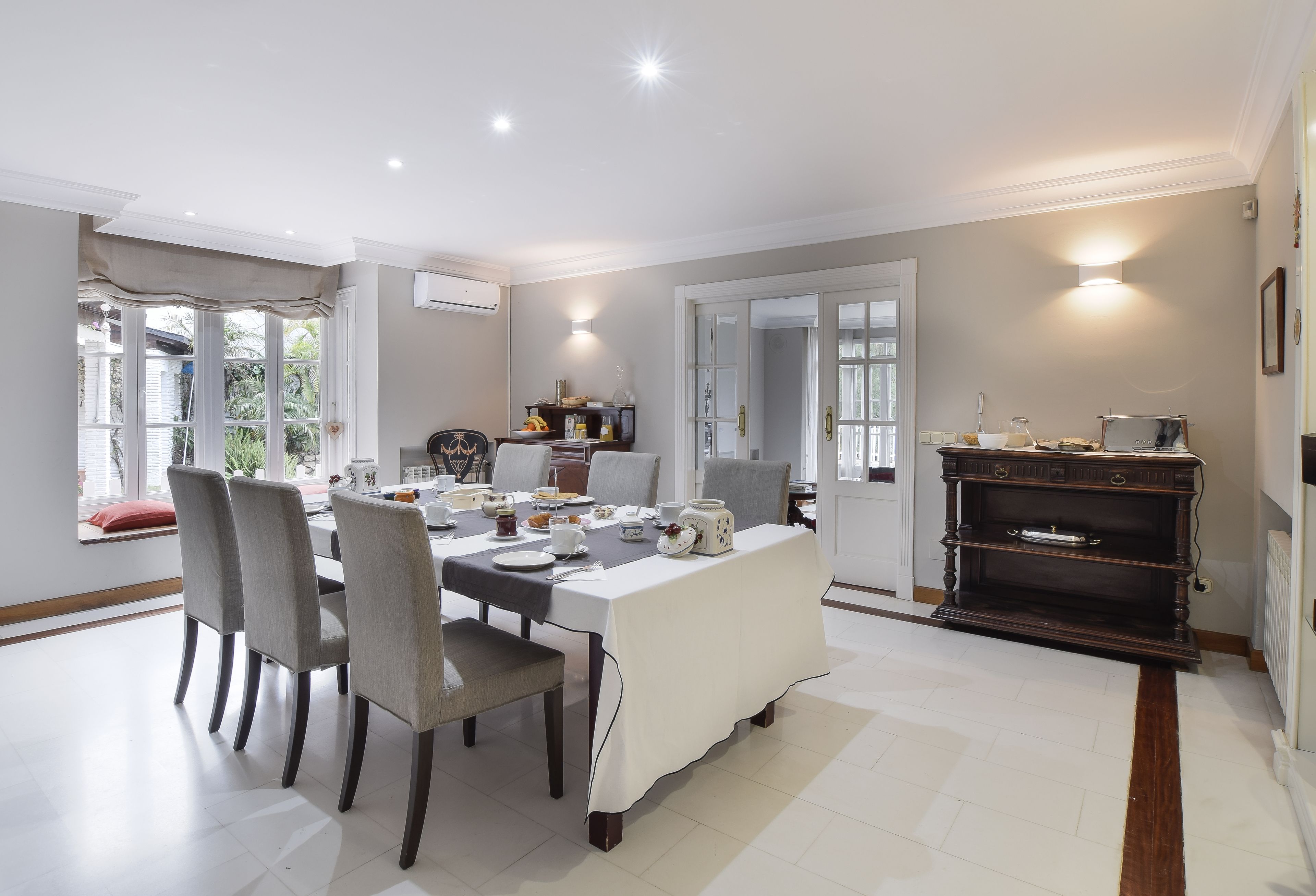 Dagelijks ontbijtbuffet inbegrepen