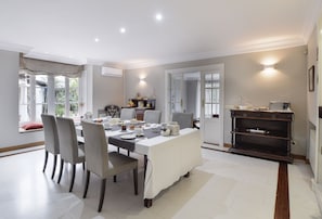 Desayuno buffet incluido todos los días