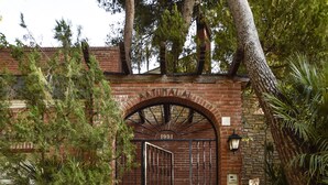 Entrada de la propiedad