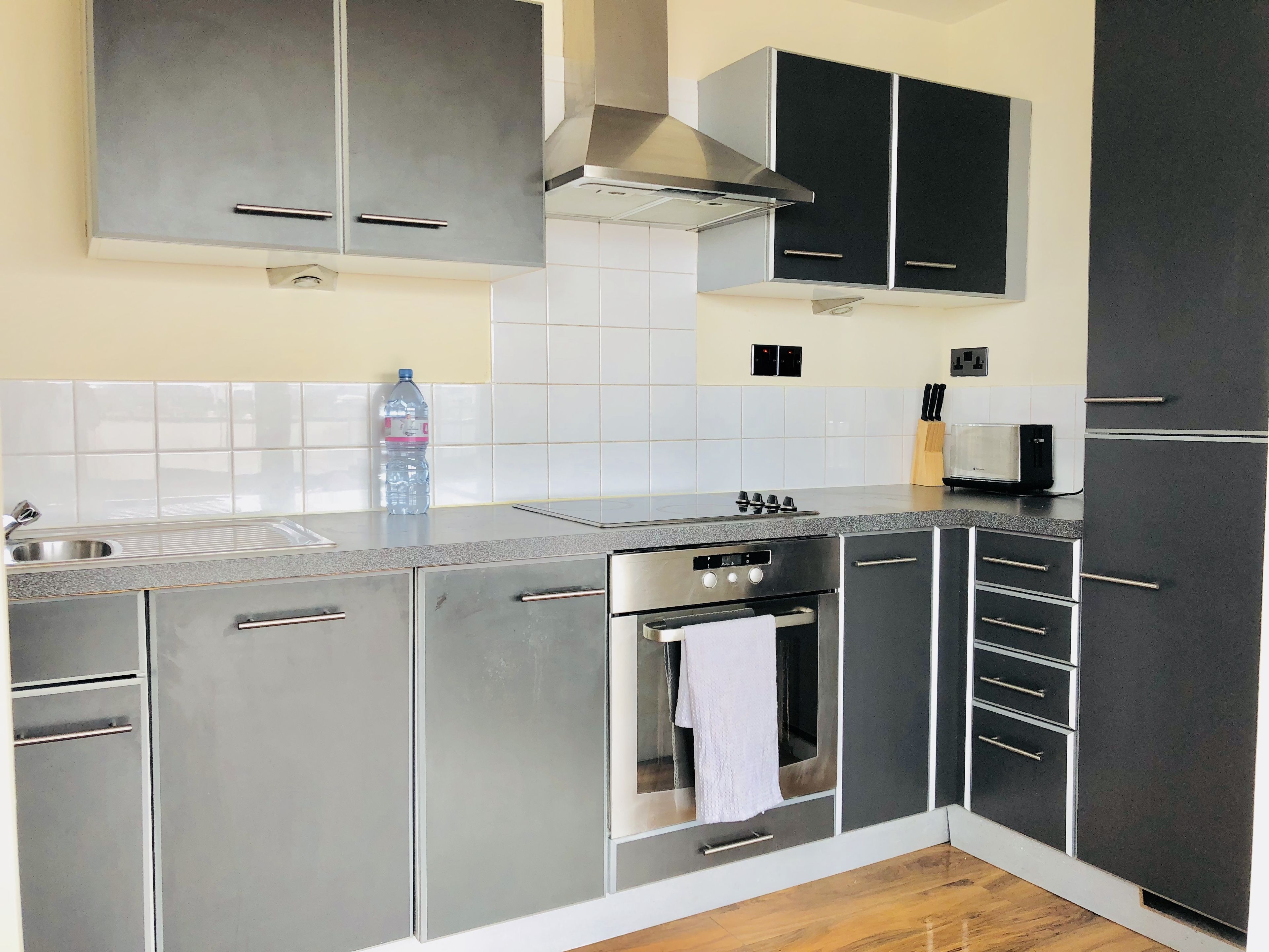 Panoramic Penthouse, 2 Double Beds, Accessible, River View | Private kitchen | Coffee/tea maker, fridge, microwave, oven