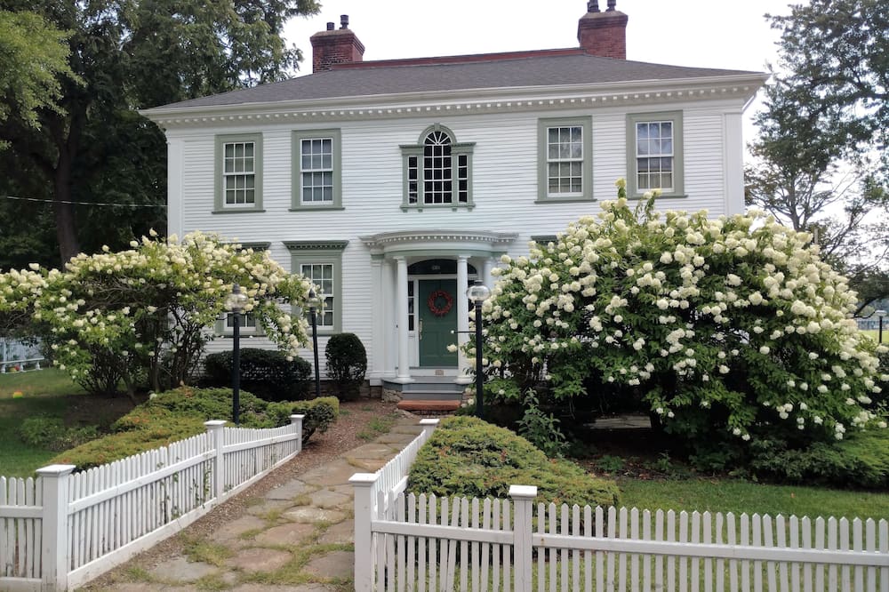 Daniel Stebbins House
