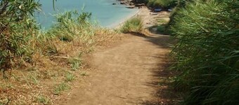 Ampeli Holiday House, a paradise next to the beach
