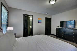 4 quartos, ferros/tábuas de passar roupa, Wi-Fi de cortesia