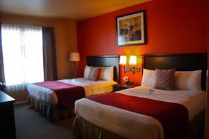Room - The Inn at Port Gardner (Everett)