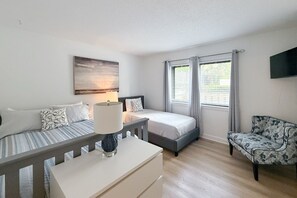 2 makuuhuonetta, silitysrauta/-lauta, internet, vuodevaatteet