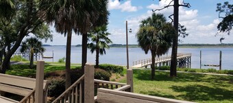 GA Coastal Fishing, Boating, Retreat, Deepwater, Riverfront, 50 foot dock, FLETC