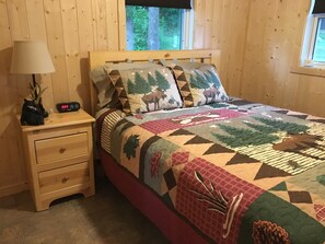 2 bedrooms, WiFi, bed sheets, wheelchair access