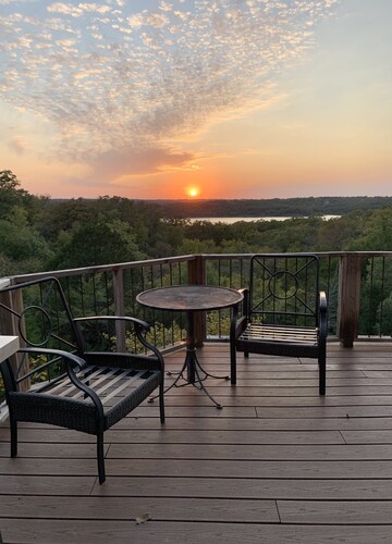 Arbuckle Lake House. Schlaf 7+.  Tolle Terrasse für Outdoor-Genuss.