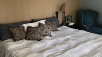 2 soverom og sengetøy