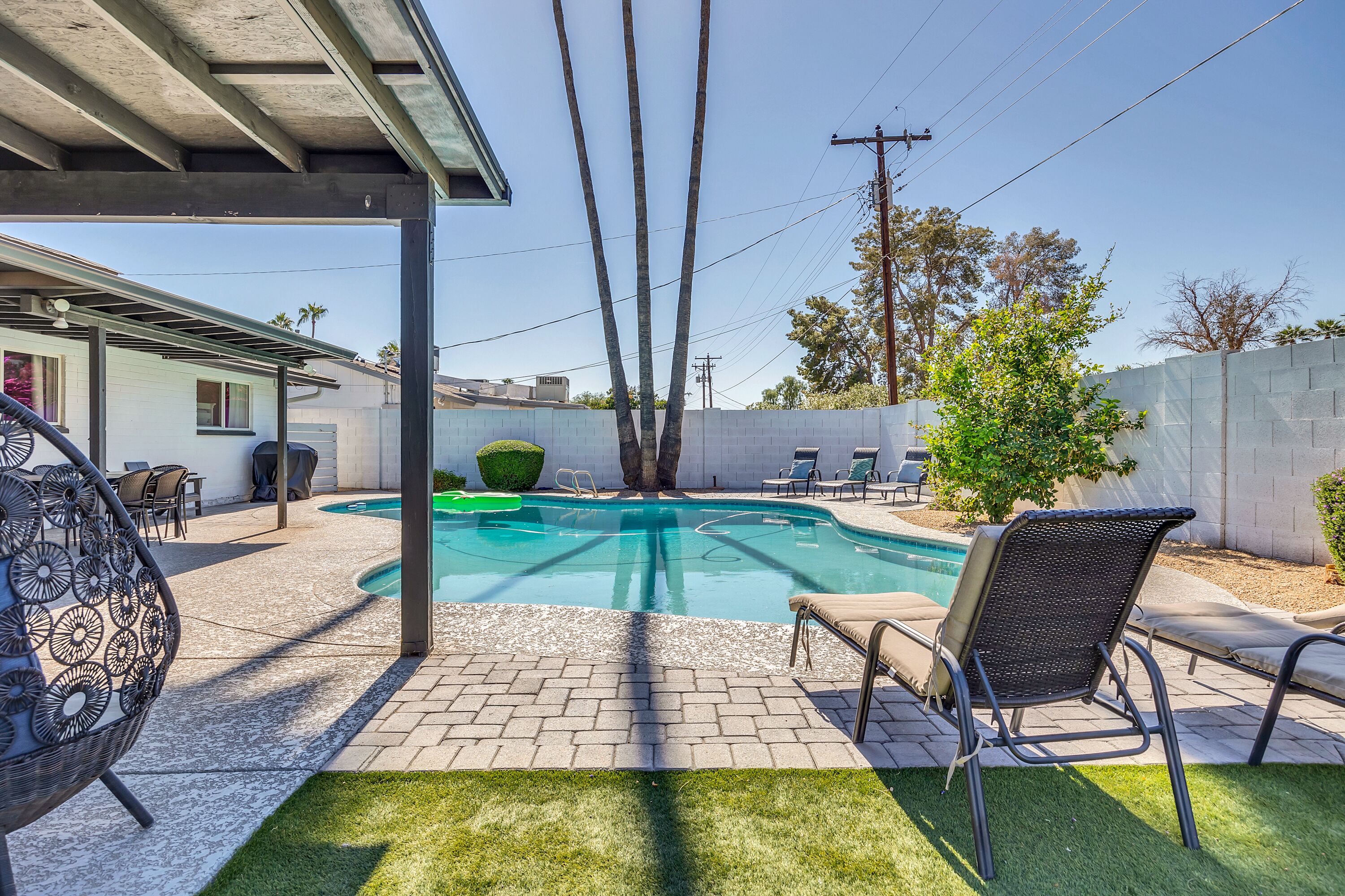 Near Old Town Scottsdale and Great for Groups!