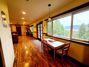 Dining - KM Ranch Hideaway Cabin (Whitefish)