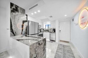 Fridge, microwave, oven, stovetop