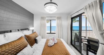 SEASIDE 204. Luna Sea is a luxurious BEACHFRONT 2BR / 2BA Condo in FMB