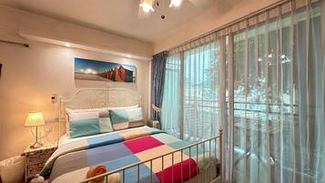 Deluxe-Doppelzimmer, Balkon, eingeschränkter Meerblick | Ausblick vom Zimmer
