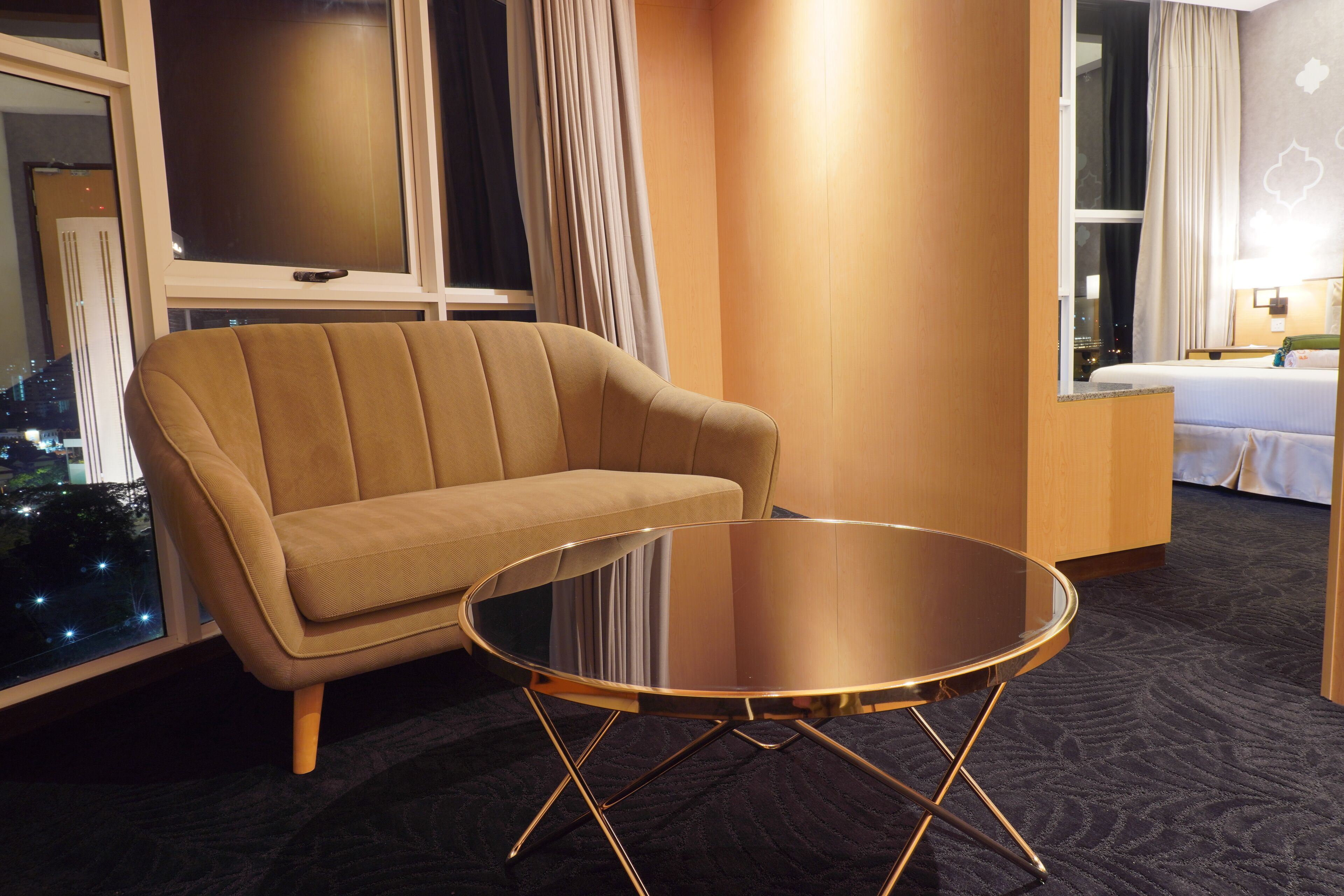 studio, 1 king bed | premium bedding, minibar, in-room safe, individually furnished