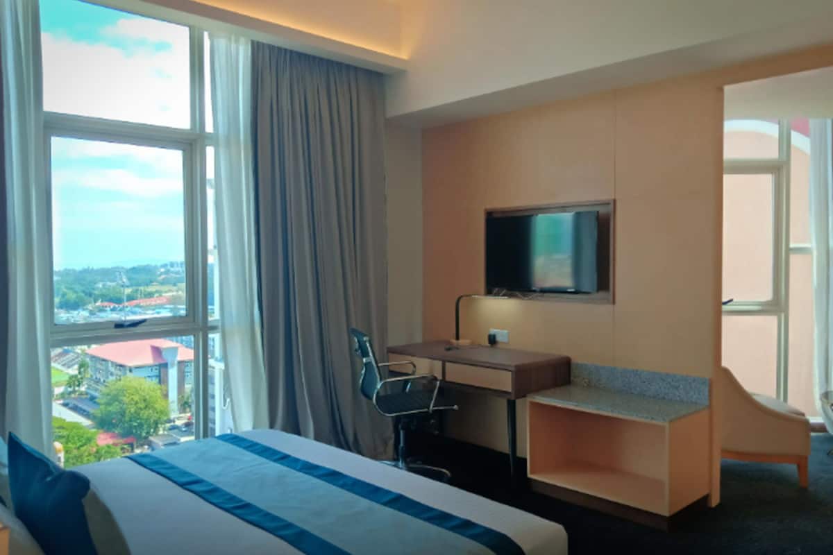 Studio, 1 kingsize bed | Luxe beddengoed, een minibar, een kluis op de kamer