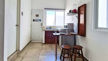 Fridge, microwave, stovetop, toaster