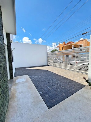 Free self-parking - Playa Nah (Playa del Carmen)